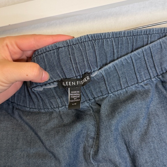 Eileen Fisher 100% Cotton Lightweight Denim-Wash Soft Pants - Picture 5 of 6